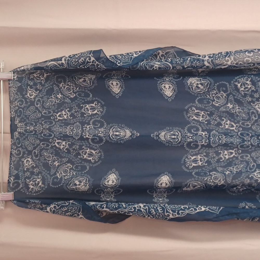 Blue Patterned Semi-Sheer Patterned Scarf Shawl 2… - image 6